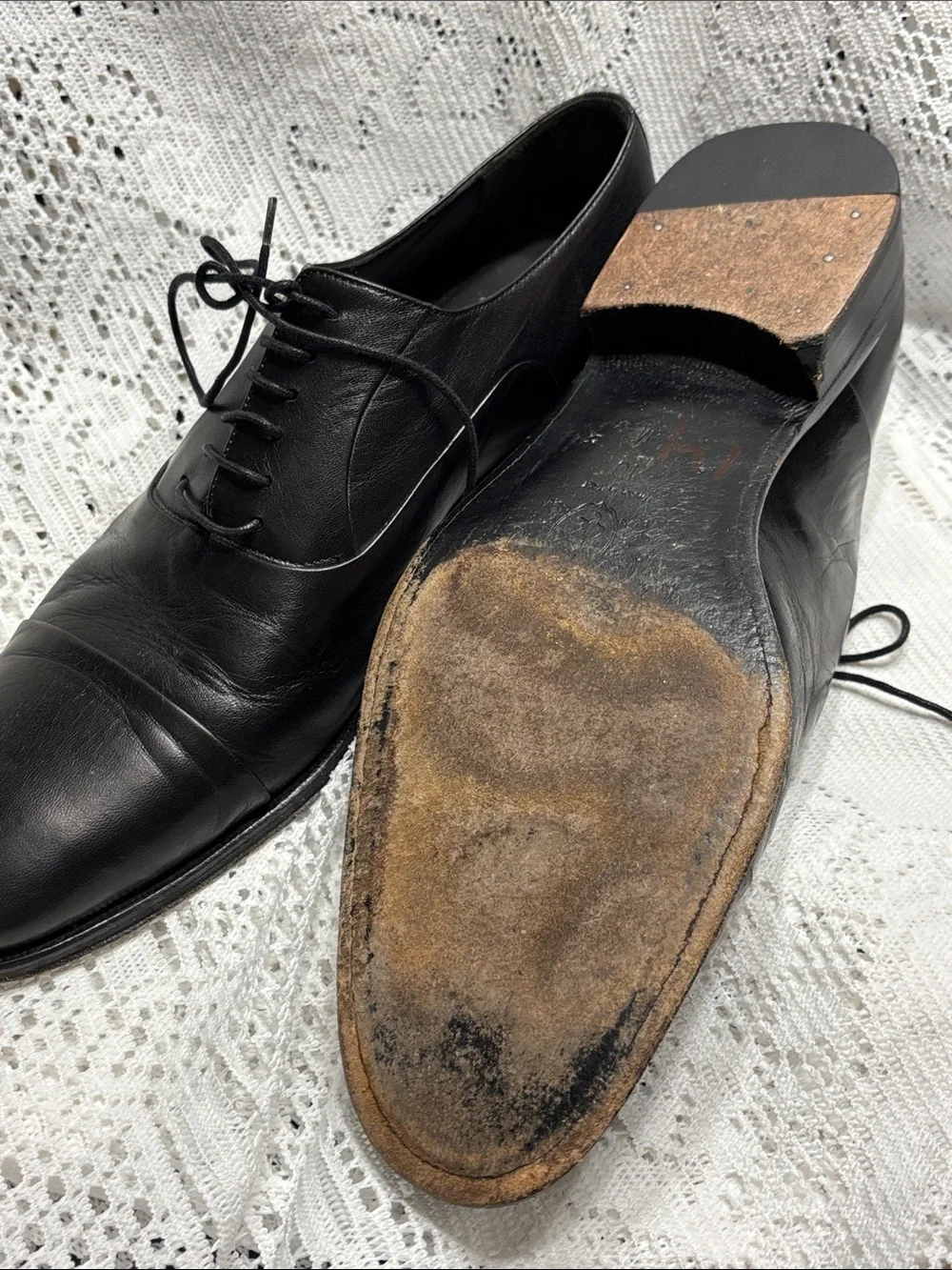 Bruno Magli Black Leather Cap-Toe Oxfords